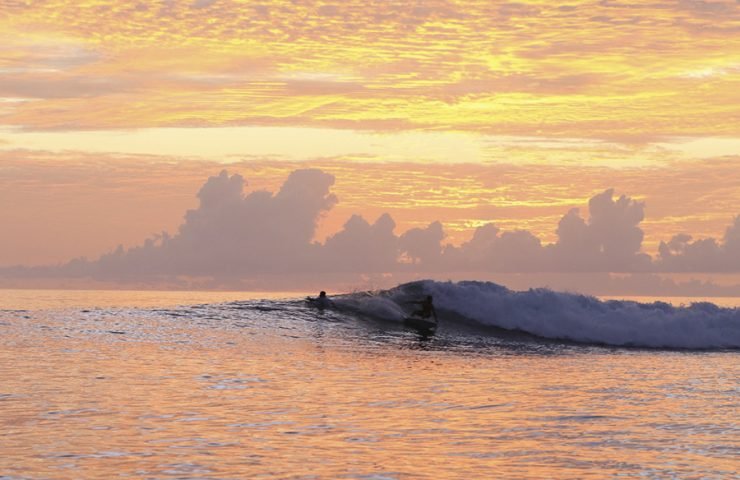 Surf e produzione di adrenalina: uno stile di vita che migliora la salute!